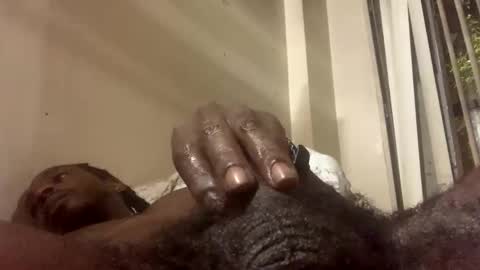 Snapshot of reallife1993 chatting on November 14, 2025, 8:35 am reallife1993 online show from November 14, 2025, 8:35 am