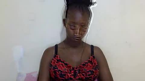 Snapshot of realqueen_ chatting on March 10, 2025, 7:10 am queen online show from March 10, 2025, 7:10 am