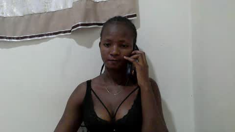 Snapshot of realqueen_ chatting on November 3, 2025, 6:09 pm queen online show from November 3, 2025, 6:09 pm