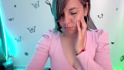 Rebbeca online show from April 8, 2026, 1:11 pm