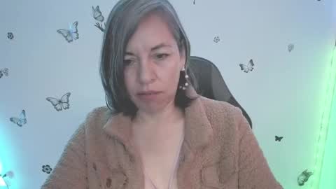 Rebbeca online show from June 7, 2026, 12:09 pm