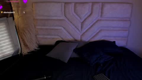 Rebeca Williams online show from February 13, 2026, 1:51 pm