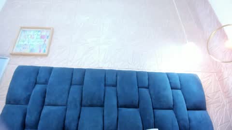 Snapshot of rebecca_mitchell chatting on January 21, 2025, 5:41 pm Rebecca online show from January 21, 2025, 5:41 pm