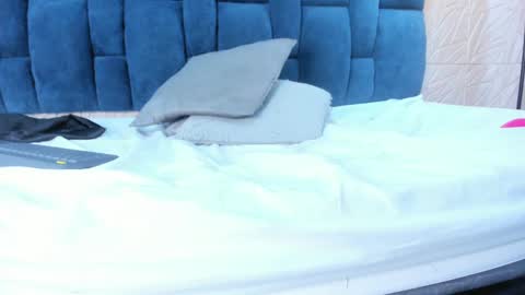 Snapshot of rebecca_mitchell chatting on February 8, 2025, 2:38 pm Rebecca online show from February 8, 2025, 2:38 pm