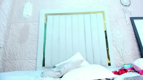 Snapshot of rebecca_mitchell chatting on October 2, 2025, 11:39 am Rebecca online show from October 2, 2025, 11:39 am