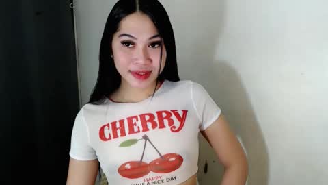 its me asian rebecca online show from October 12, 2025, 6:23 am