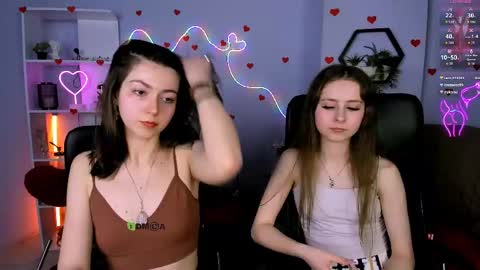 Snapshot of rebecca_smile_ chatting on May 5, 2026, 7:33 pm rebecca_smile_ online show from May 5, 2026, 7:33 pm