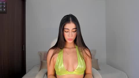 Snapshot of rebeccabaxter chatting on February 21, 2025, 2:59 pm Rebecca online show from February 21, 2025, 2:59 pm