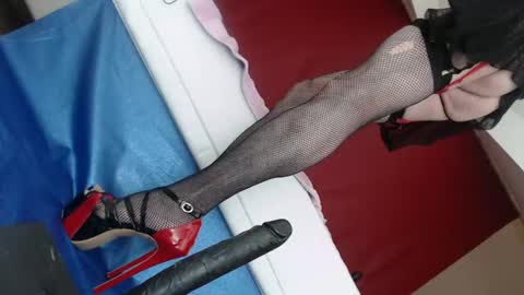 Rebeccalachaude online show from February 15, 2025, 11:28 am