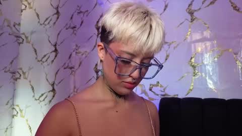 REBEKA online show from March 26, 2026, 2:33 pm