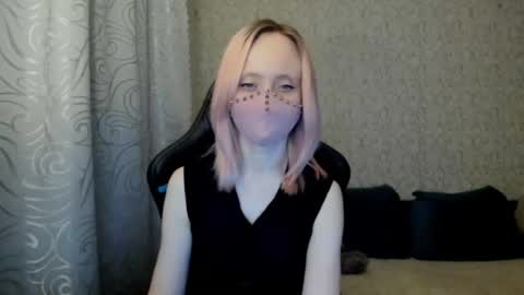 RebesaOlset online show from December 6, 2024, 4:38 pm