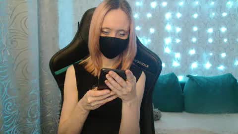 RebesaOlset online show from December 15, 2024, 4:59 pm