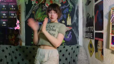 Lara online show from November 26, 2025, 8:54 pm