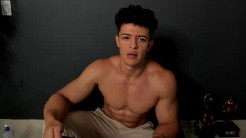 twitter REECET26 instagram RECCETAYLOR online show from February 23, 2025, 5:50 pm