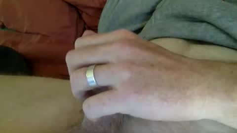 Snapshot of red23232 chatting on December 15, 2025, 1:32 am red23232 online show from December 15, 2025, 1:32 am