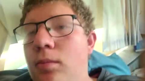 Snapshot of red454games454 chatting on December 7, 2024, 11:23 pm zsax horny online show from December 7, 2024, 11:23 pm