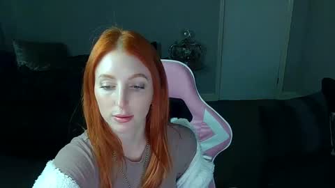 Snapshot of red_firesquirt chatting on February 3, 2025, 2:34 pm Red -  online show from February 3, 2025, 2:34 pm