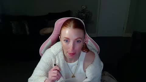 Snapshot of red_firesquirt chatting on February 13, 2025, 3:14 pm Red -  online show from February 13, 2025, 3:14 pm