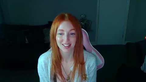 Snapshot of red_firesquirt chatting on February 21, 2025, 2:59 pm Red -  online show from February 21, 2025, 2:59 pm