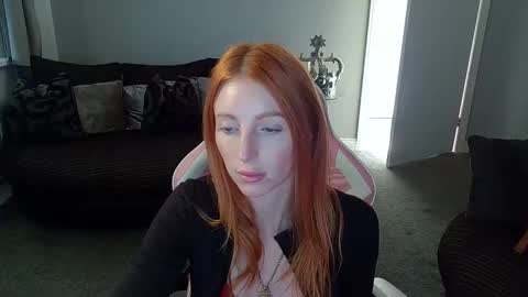 Snapshot of red_firesquirt chatting on September 25, 2025, 2:21 pm Red -  online show from September 25, 2025, 2:21 pm