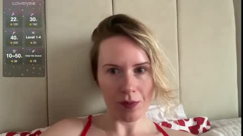 Snapshot of red_head_rosie_69 chatting on February 12, 2025, 9:31 am Rosie online show from February 12, 2025, 9:31 am
