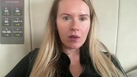Snapshot of red_head_rosie_69 chatting on February 26, 2025, 10:26 am Rosie online show from February 26, 2025, 10:26 am