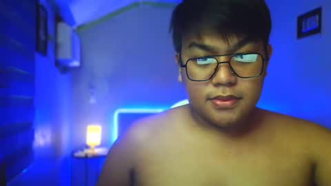 Red Libra online show from December 5, 2025, 5:27 am