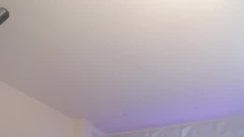 Luna online show from November 6, 2025, 10:43 pm