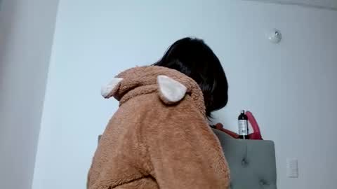 IG   OF red moonn online show from February 9, 2025, 11:04 am