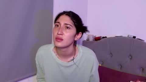 IG   OF red moonn online show from September 19, 2025, 4:36 am