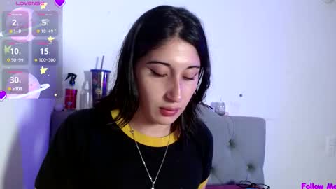 IG   OF red moonn online show from October 29, 2025, 4:59 am