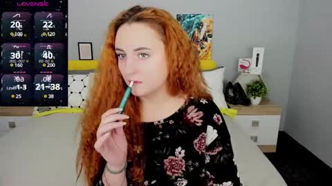 Lessy Fox online show from February 9, 2025, 5:22 pm