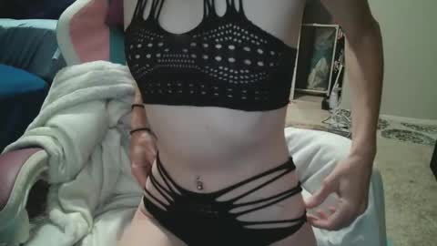 Red online show from November 24, 2025, 6:07 pm