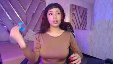 red_pandaa online show from June 5, 2026, 3:24 am