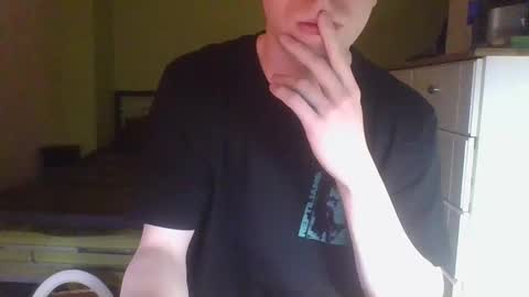 red_star_96 online show from February 23, 2025, 11:47 pm