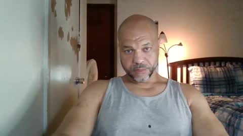 Redbone online show from April 4, 2026, 2:21 am