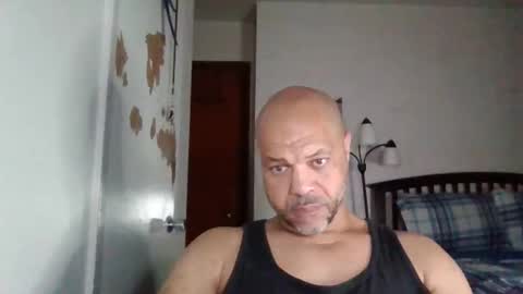 Redbone online show from April 9, 2026, 4:12 am