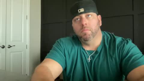 Snapshot of redbull1414 chatting on January 26, 2025, 6:48 pm RedBull online show from January 26, 2025, 6:48 pm