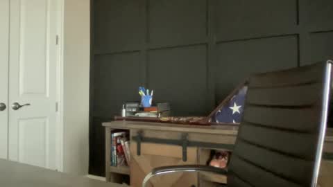 Snapshot of redbull1414 chatting on February 18, 2025, 6:58 pm RedBull online show from February 18, 2025, 6:58 pm