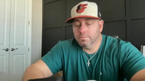 Snapshot of redbull1414 chatting on November 15, 2025, 5:31 pm RedBull online show from November 15, 2025, 5:31 pm