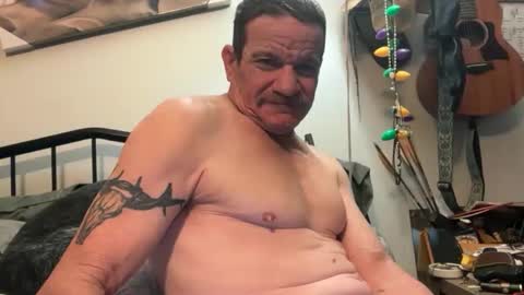 reddawg055 online show from January 19, 2026, 12:58 am