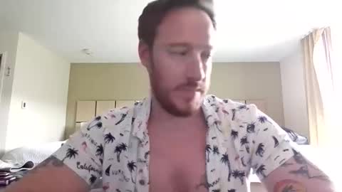 reddawg14 online show from April 17, 2026, 11:19 pm