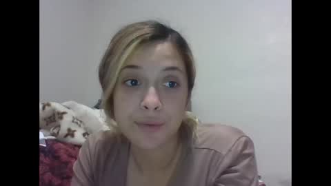 Snapshot of reddwaxx chatting on March 4, 2026, 3:18 pm reddwaxx online show from March 4, 2026, 3:18 pm