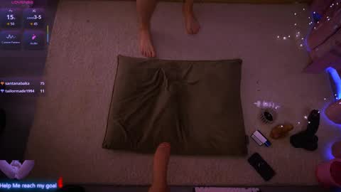 Redhead Shark online show from April 1, 2026, 12:17 pm