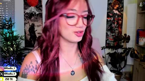 Lu Independiet model online show from January 15, 2025, 2:49 am