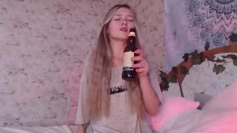 Ana online show from September 17, 2025, 10:17 am