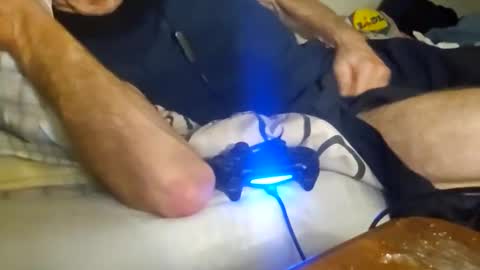 redrodridding online show from December 24, 2024, 12:22 am