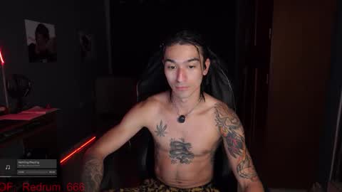 Red online show from March 3, 2026, 3:45 am