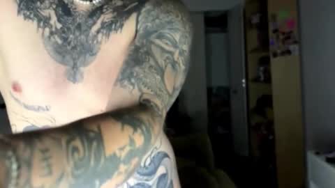 Snapshot of redrumbackwards chatting on December 3, 2025, 3:58 am redrum online show from December 3, 2025, 3:58 am