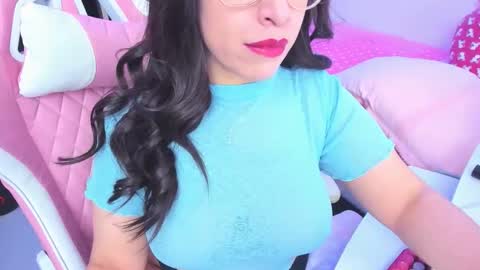 redski77 online show from November 28, 2025, 9:23 am